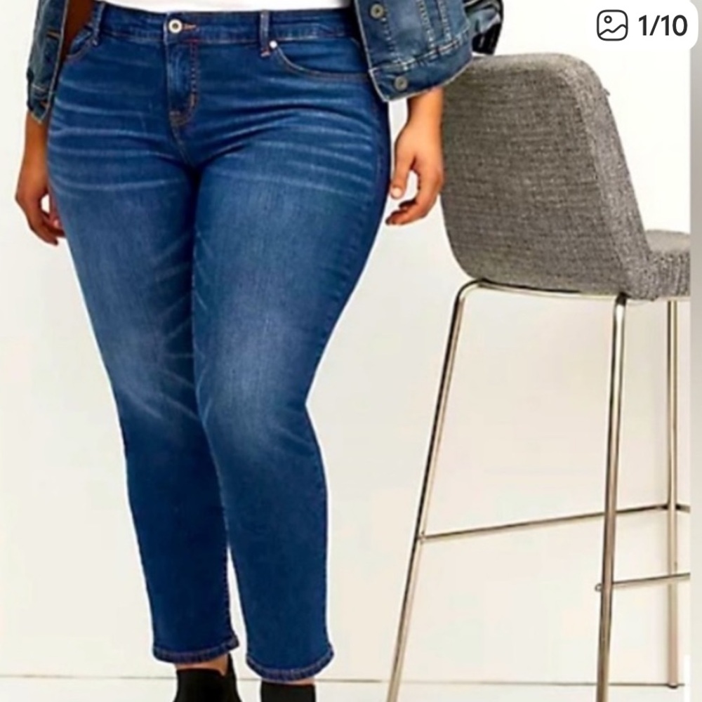 Torrid Jeans Straight Leg Vintage Stretch Size 22